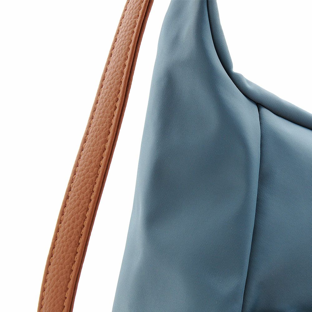 はっ水軽量ナイロンフロントポケット2WAYリュック/302429