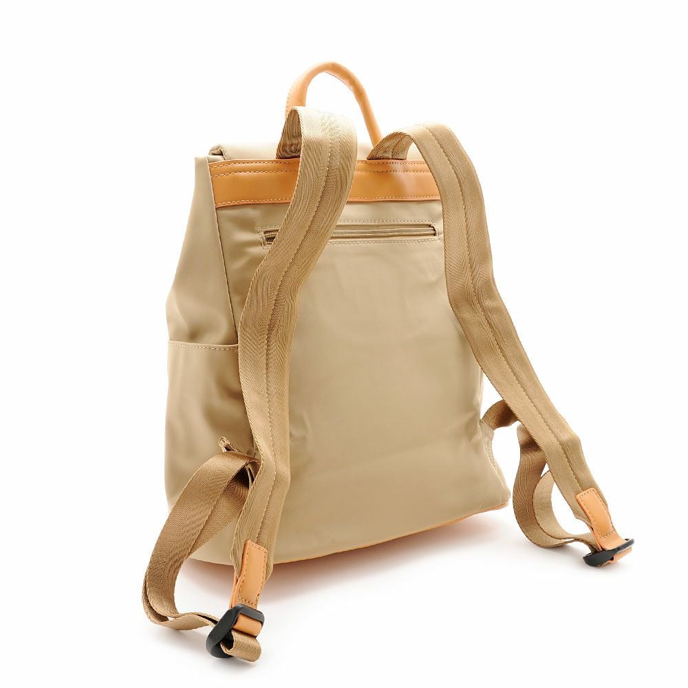 はっ水軽量ナイロンフラップリュック/A402709